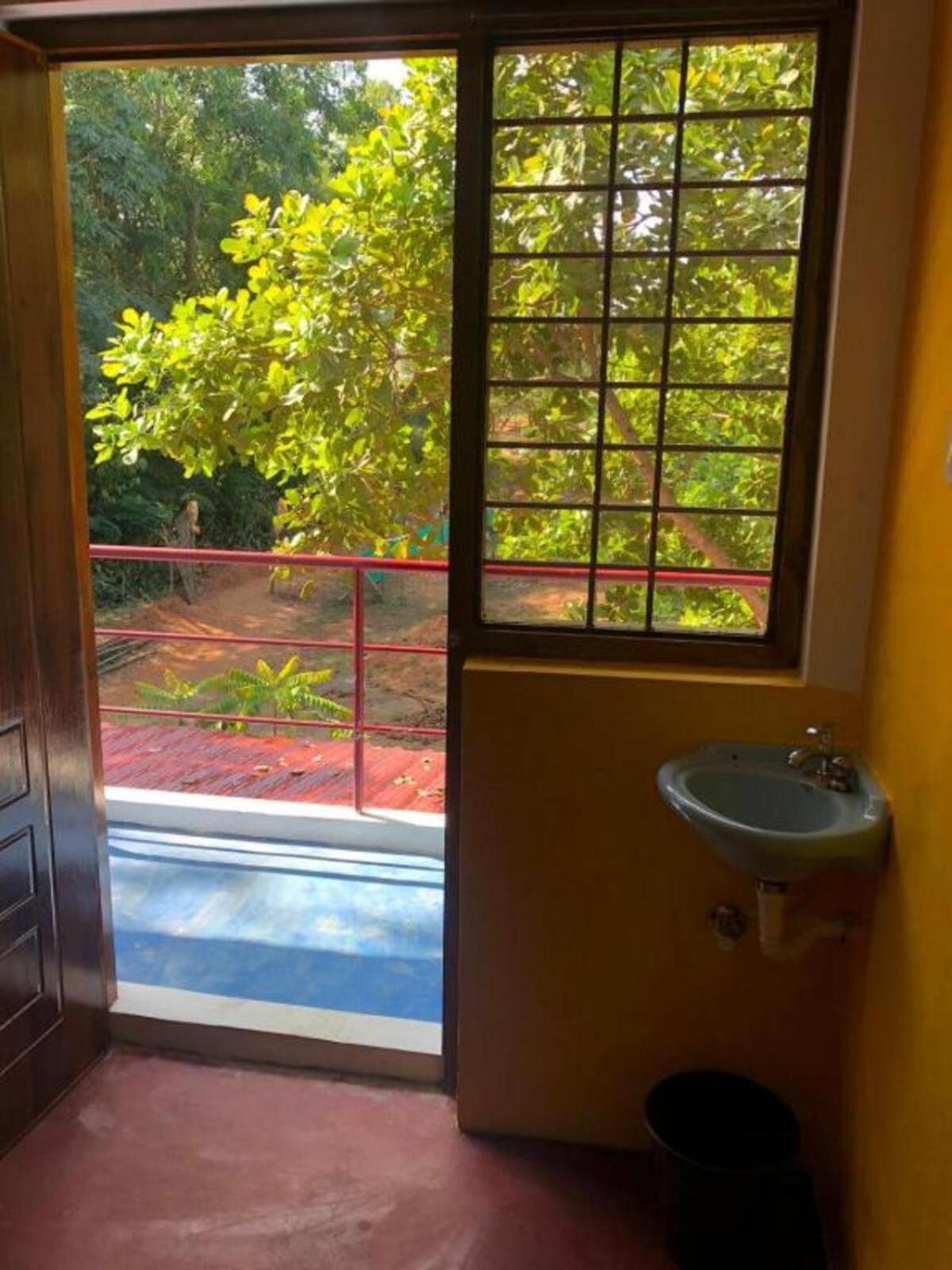 Hotel Travellers Crib Auroville Exteriér fotografie