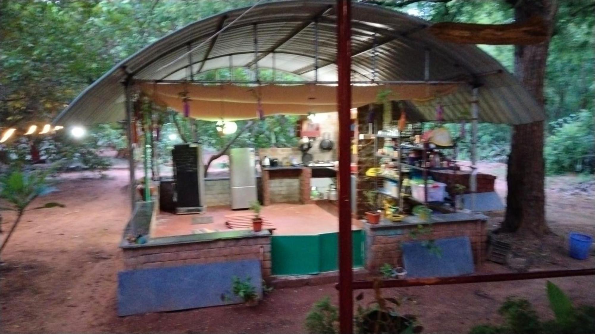 Hotel Travellers Crib Auroville Exteriér fotografie