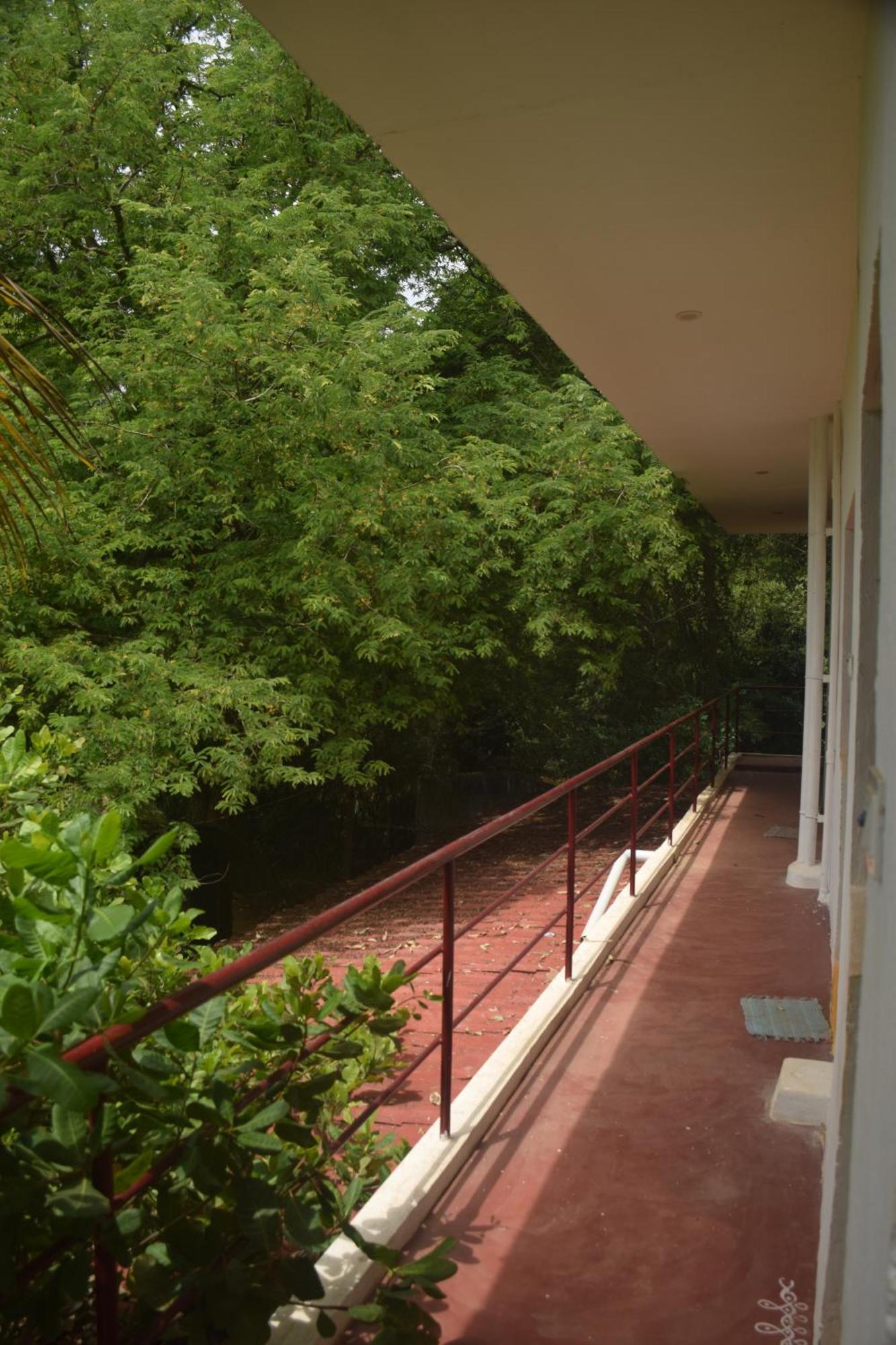 Hotel Travellers Crib Auroville Exteriér fotografie