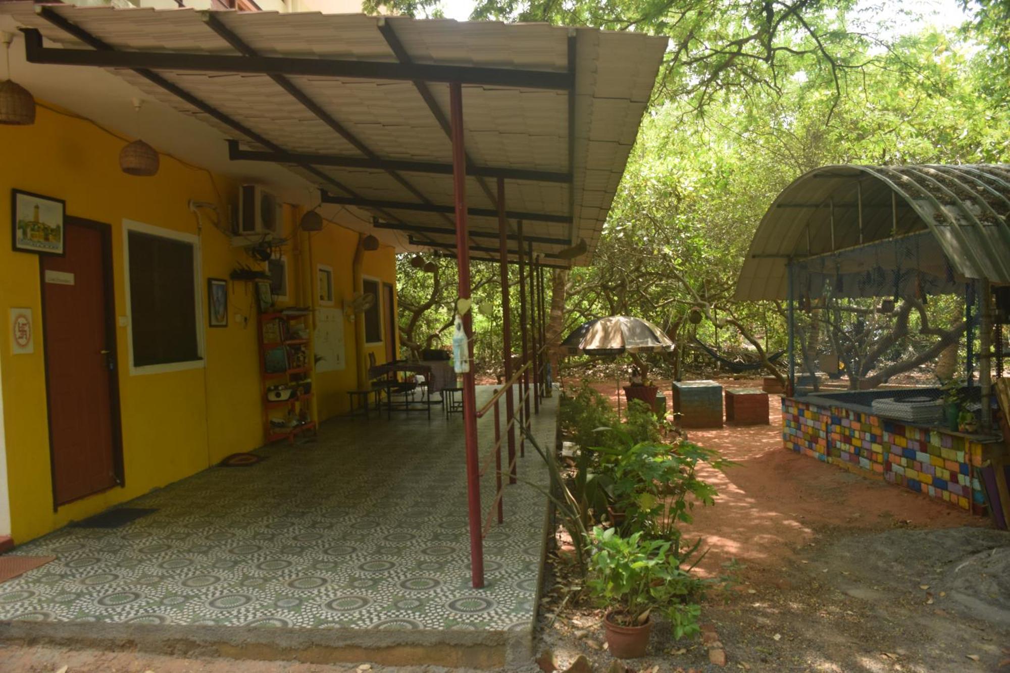 Hotel Travellers Crib Auroville Exteriér fotografie
